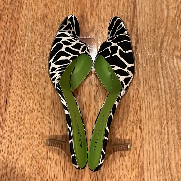 NWT CL by Laundry Black, White and Green Heels - Picture 5 of 8